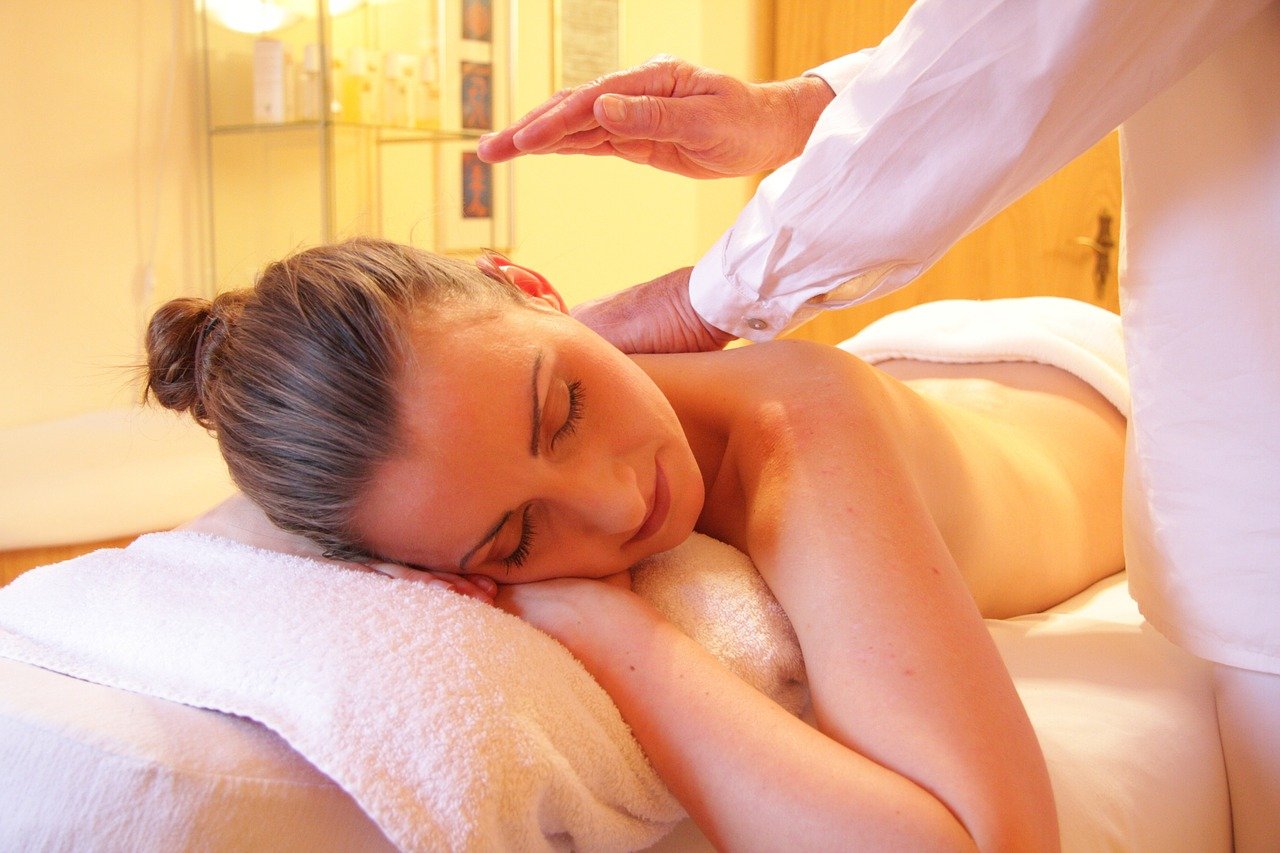 best Massage Therapy Services 